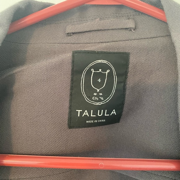 Aritzia Talula Blazer size 4 - Picture 2 of 2